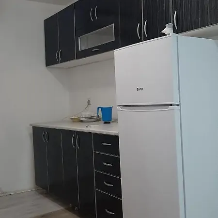 아파트 Tattoo R Lux