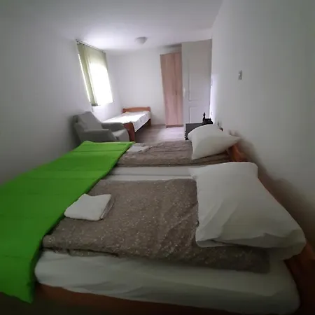 Apartman Tattoo R Lux *